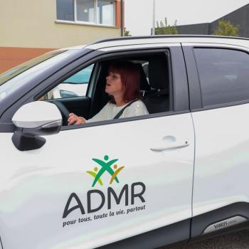 Aide à domicile dans un véhicule ADMR