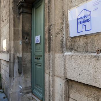Porte d'entrée de la Maison des femmes à Nancy