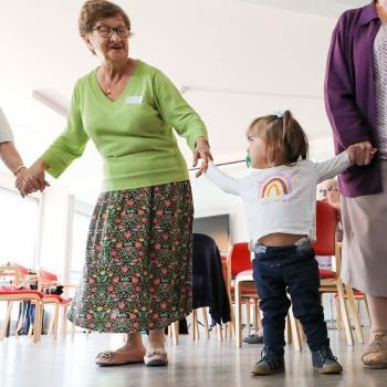 Lien intergénérationnel - Personnes âgées et enfant