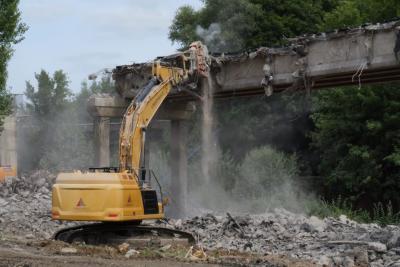 Démolition du viaduc de Herserange - Agrandir l'image 12 sur 16, fenêtre modale
