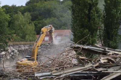 Démolition du viaduc de Herserange - Agrandir l'image 13 sur 16, fenêtre modale