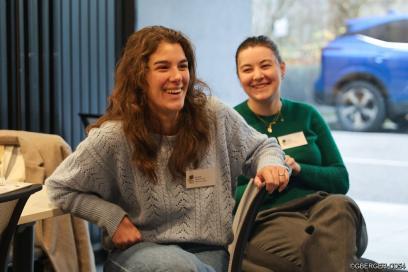 Jeunes femmes en service civique au Département - Agrandir l'image, fenêtre modale