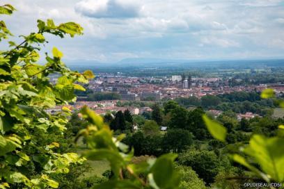 Vue de Lunéville depuis le sentier des follies - Agrandir l'image, fenêtre modale